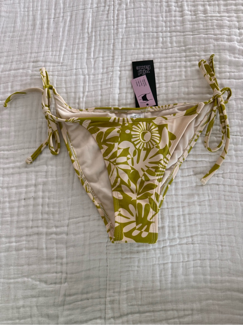 NWT Wild Fable Bikini Bottoms Size Small